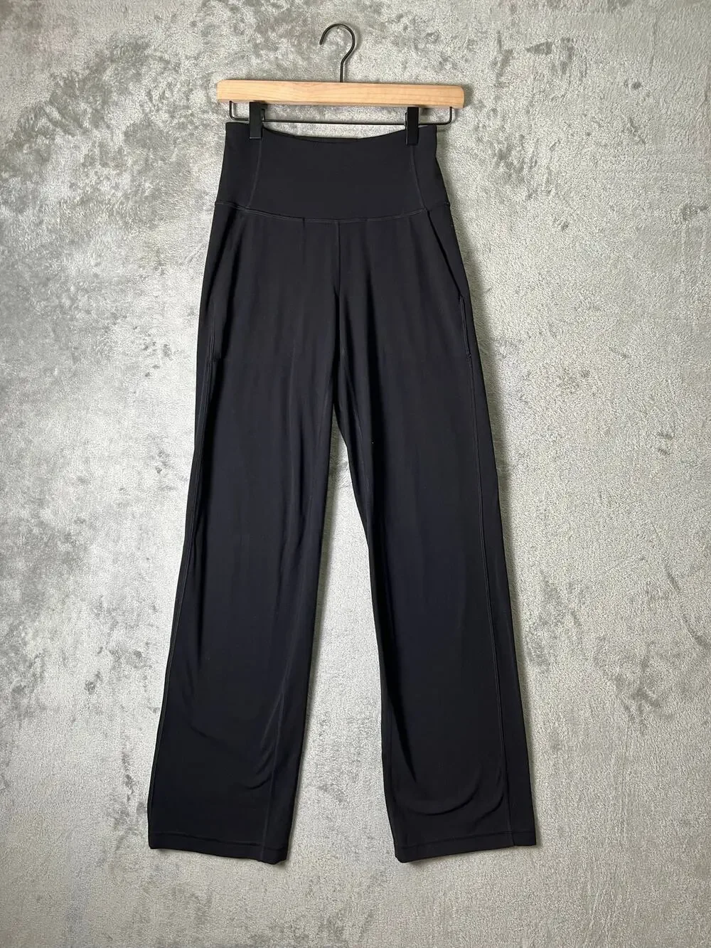 Lululemon Align High-Rise Wide-Leg Pant *Regular Black Athleisure Size 4